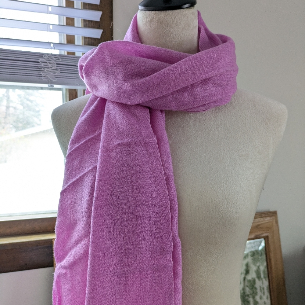 Fair Trade 100% wool cashmere from Nepal Pink scarf for winter